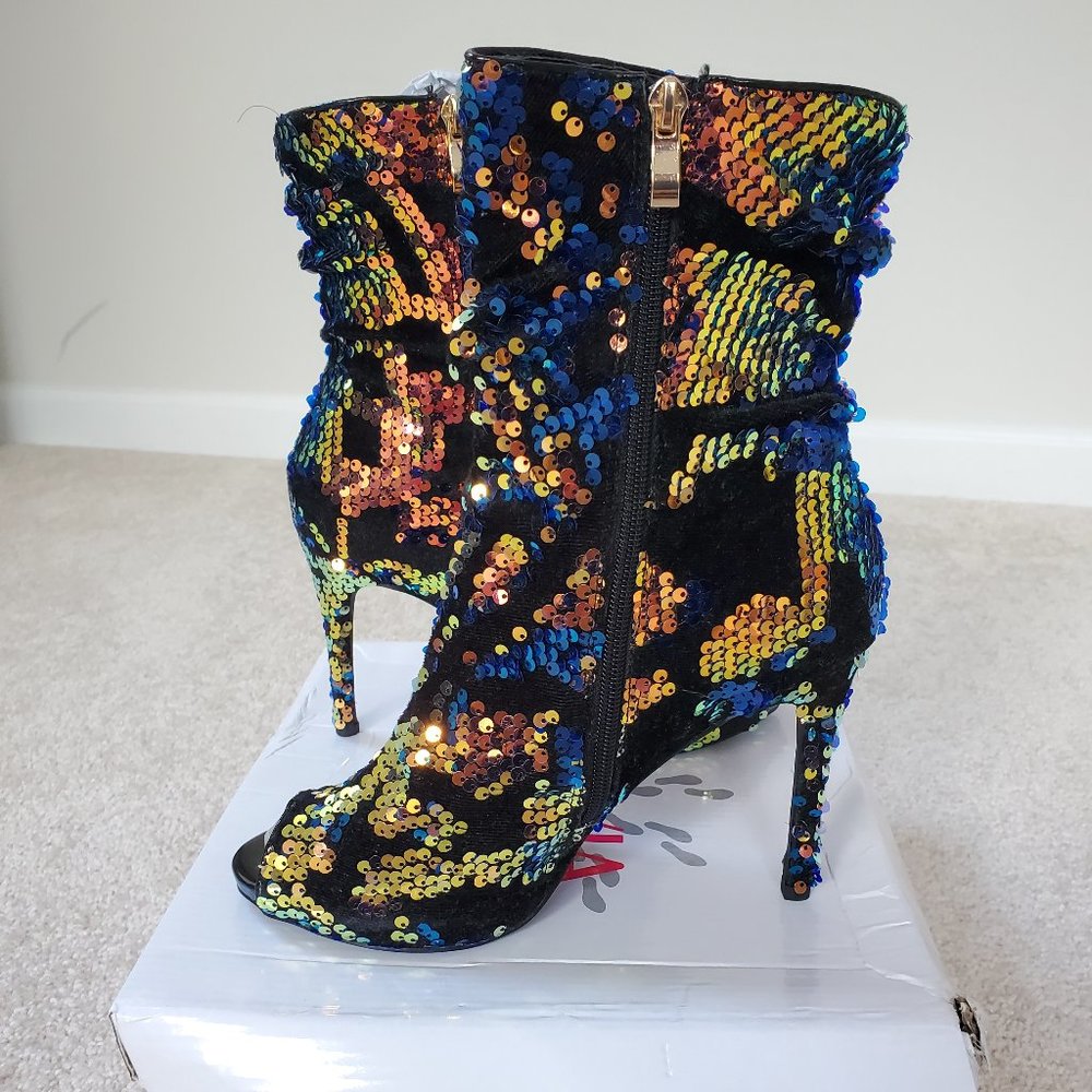 Olivia Miller Black w/Holographic Sequin Peep-toe Booties (Size 10)